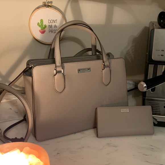 Light grey Kate spade purse* not wallet* - Picture 2 of 2